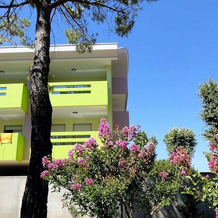 Residence Bright Star Bibione Exteriör bild